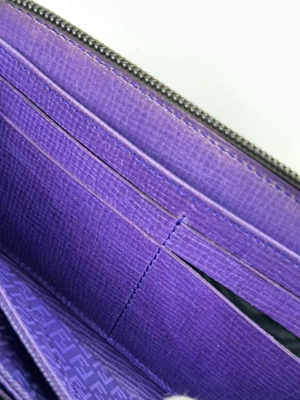 FENDI フェンディ 長財布 ラウンドファスナー ズッカ パープル 紫 希少