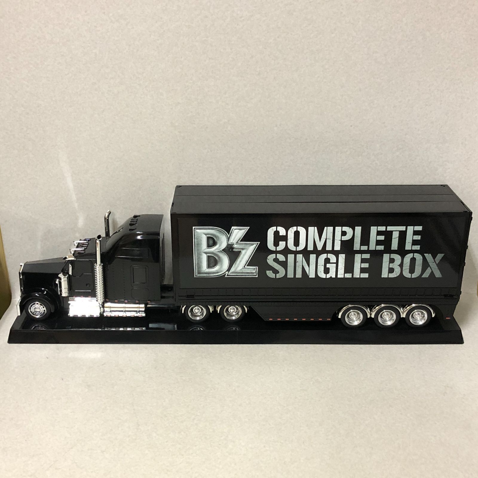 DH 1575 B’z COMPLETE SINGLE BOX Trailer Edition