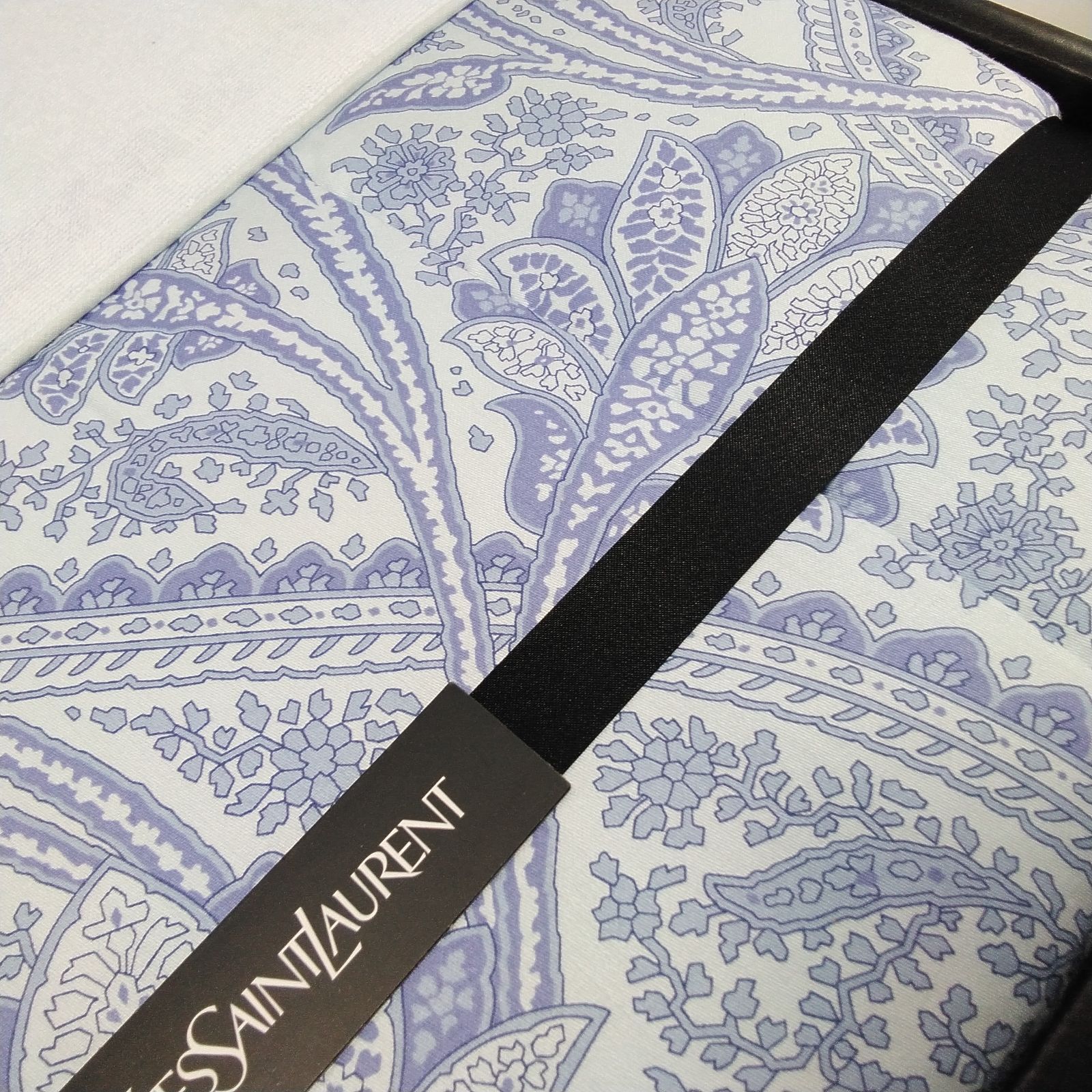 イヴ・サンローラン YSL 合繊肌掛けふとん 肌掛け布団 ペイズリー柄