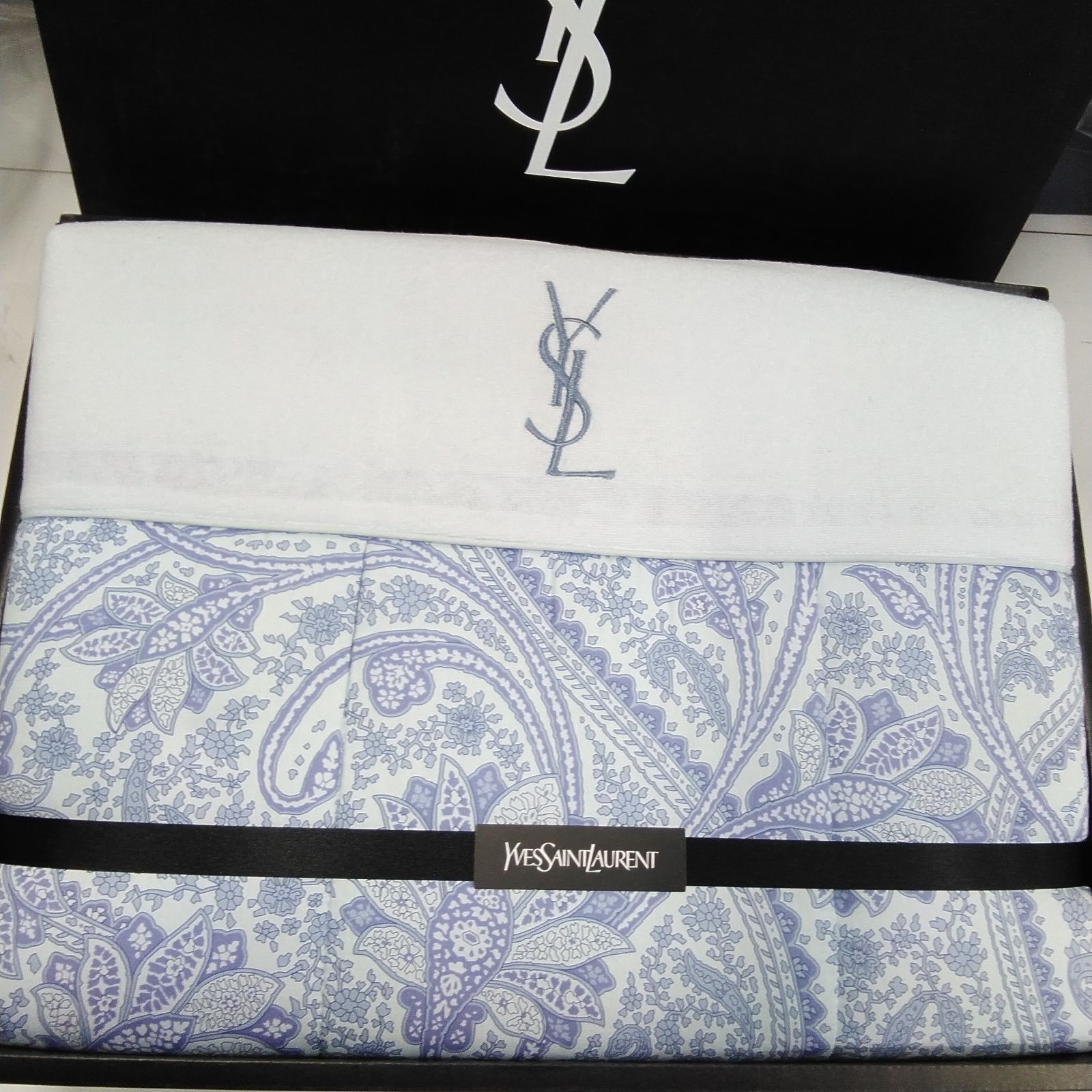 イヴ・サンローラン YSL 合繊肌掛けふとん 肌掛け布団 ペイズリー柄