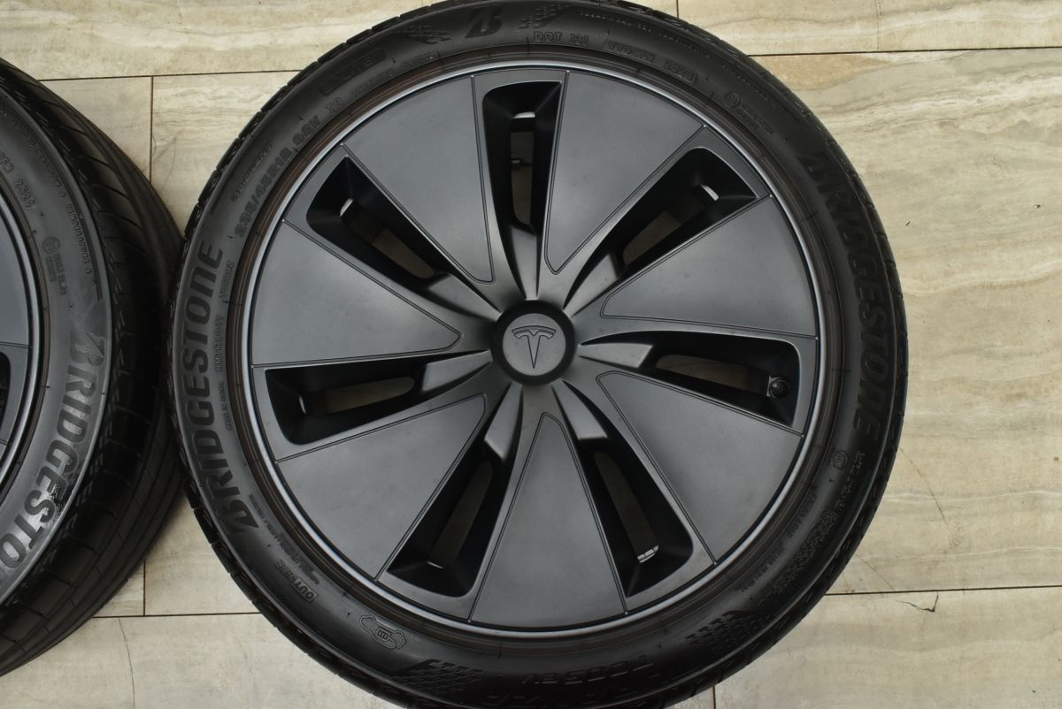 美品】テスラ モデル3 純正 18in 8.5J +38 PCD114.3 ブリヂストン