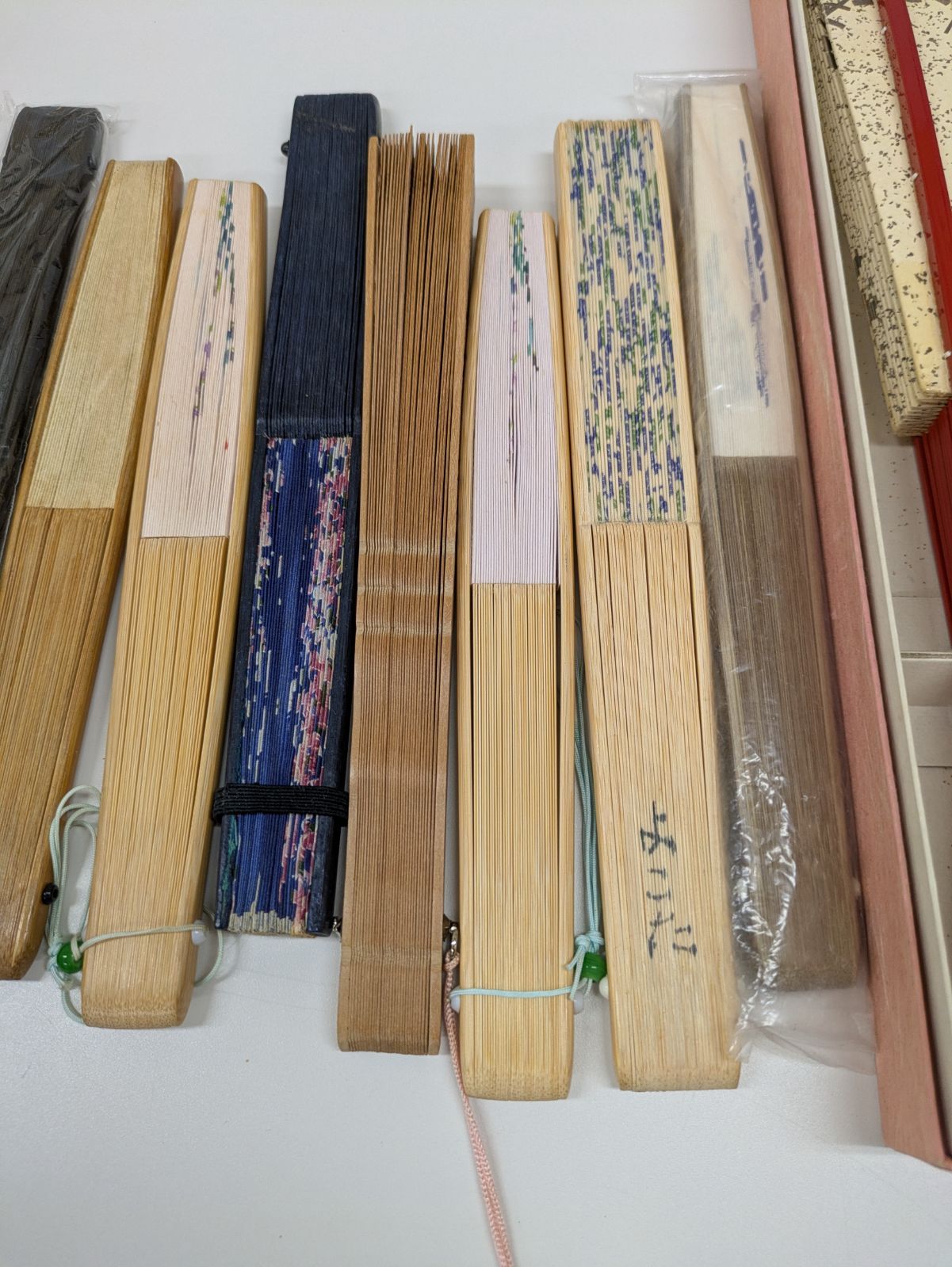 扇子まとめ売り - メルカリ