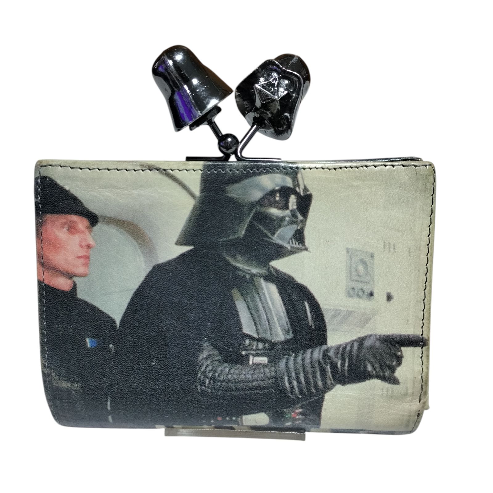 希少】あちゃちゅむ ×スターウォーズ ダースベイダー 二つ折り財布