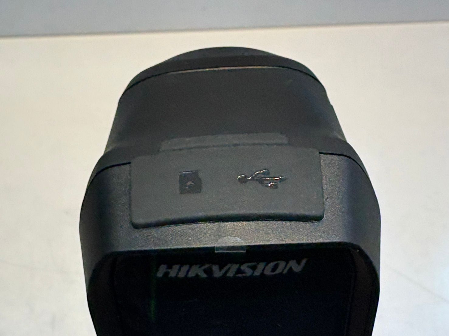 ◆保管品 HIKVISION ハイクビジョン ハンディサーマルカメラ DS-2TP31B-3AUF 箱付き 新古品◆20292★ ◆保管品 HIKVISION ハイクビジョン ハンディサーマルカメラ DS-2TP31B-3AUF 箱付き 新古品◆20292★
