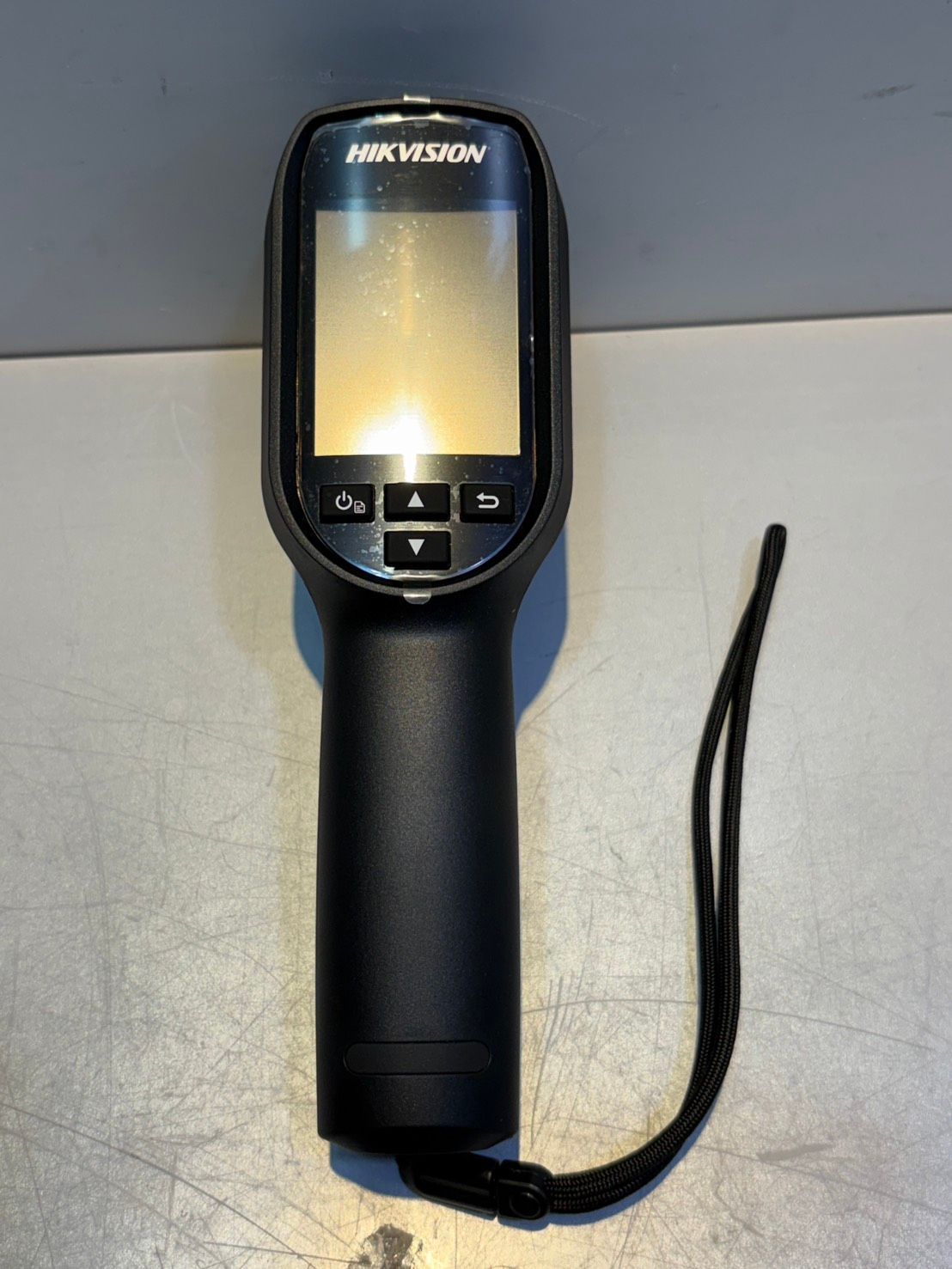 ◆保管品 HIKVISION ハイクビジョン ハンディサーマルカメラ DS-2TP31B-3AUF 箱付き 新古品◆20292★ ◆保管品 HIKVISION ハイクビジョン ハンディサーマルカメラ DS-2TP31B-3AUF 箱付き 新古品◆20292★