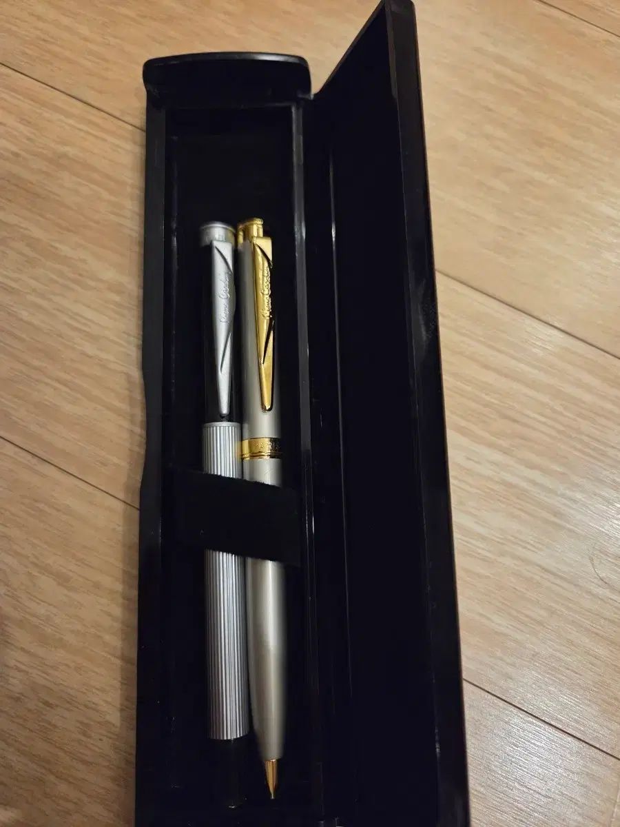 ピエール カルダン ボールペン セット (ケース 含む) - メルカリ