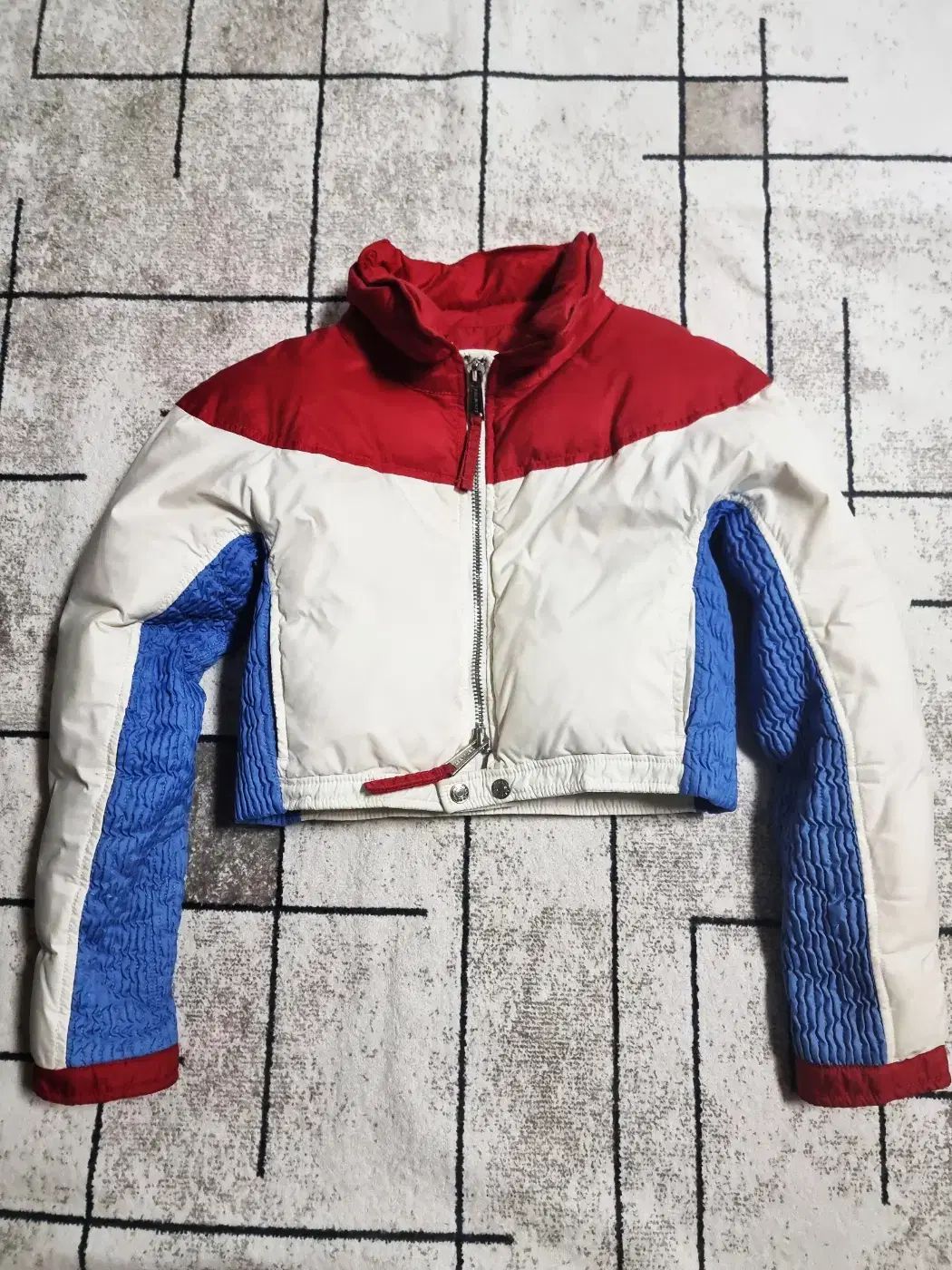DSQUARED2 クロップド ダウン サイズ XS S