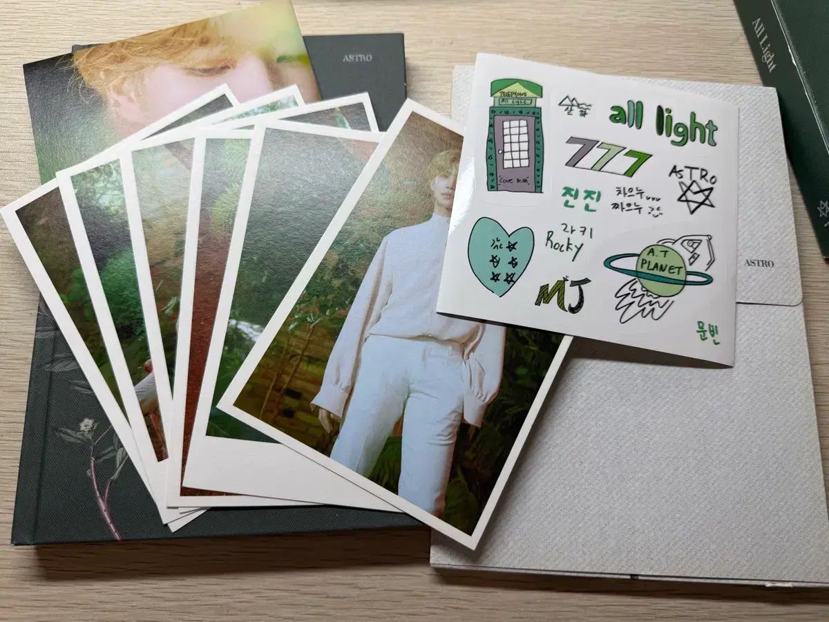 ASTRO（アストロ） All Light 開封アルバム - メルカリ