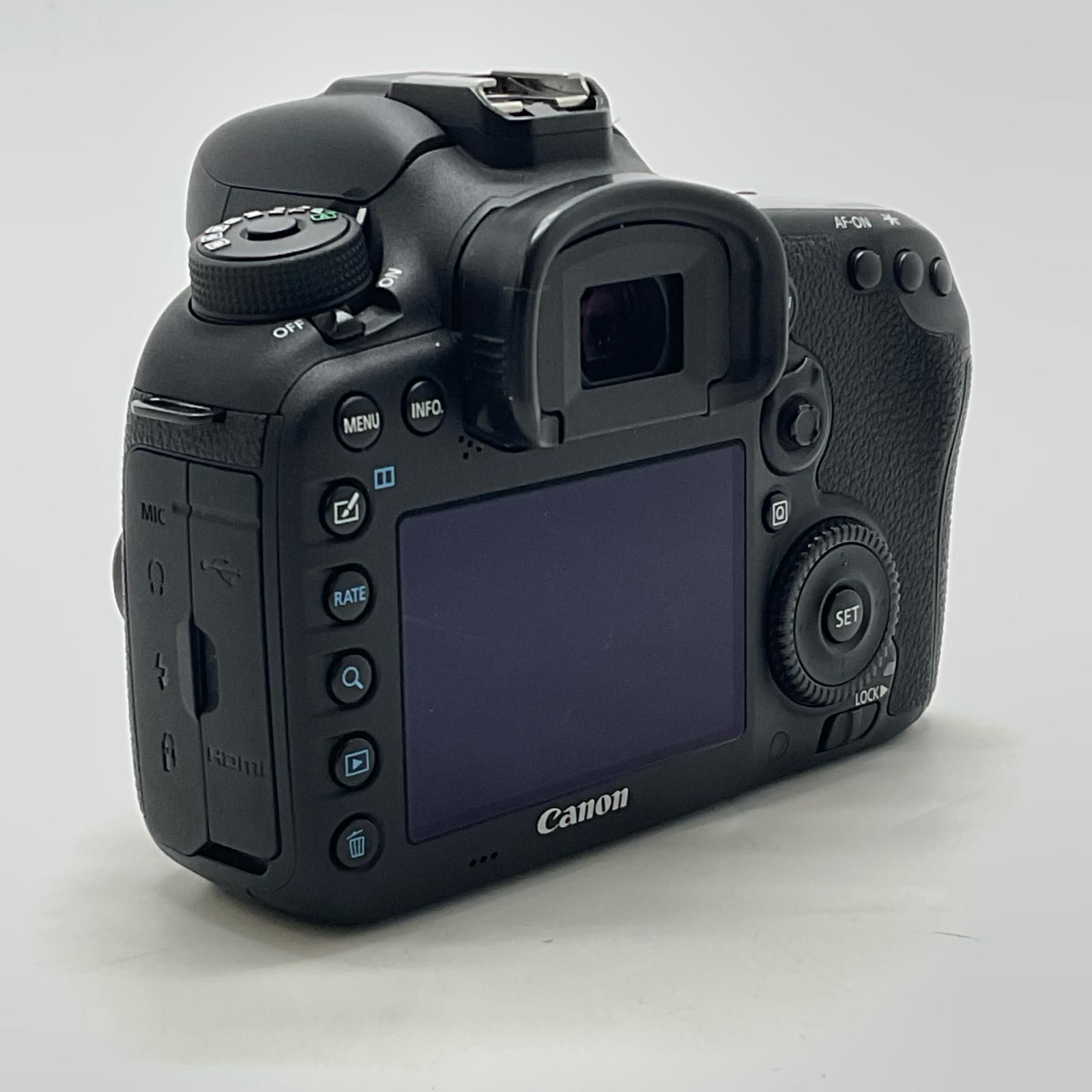 全額返金保証】【最速発送】Canon デジタル一眼 EOS 7D Mark II ボディ 