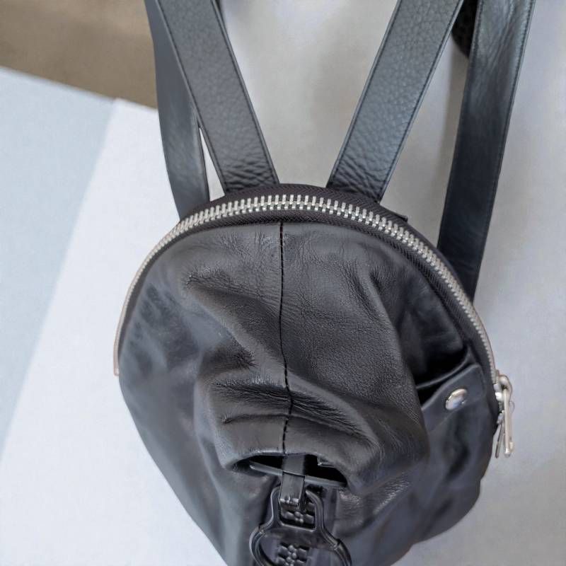 kawa-kawa 25bis Big Zip Backpack Black Leather Made in Japan