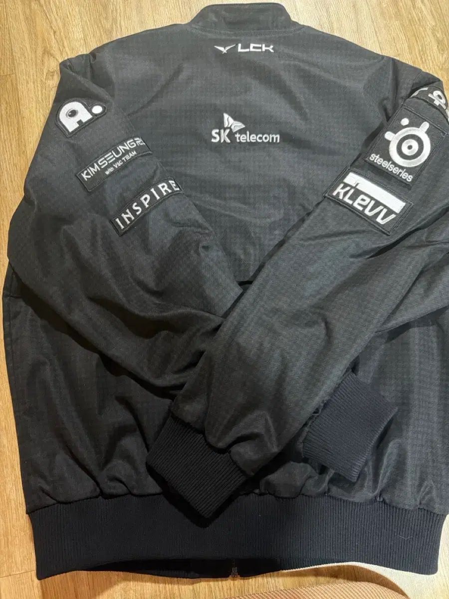 2025 t1 League of Legends World Championship ジャケット Lサイズ