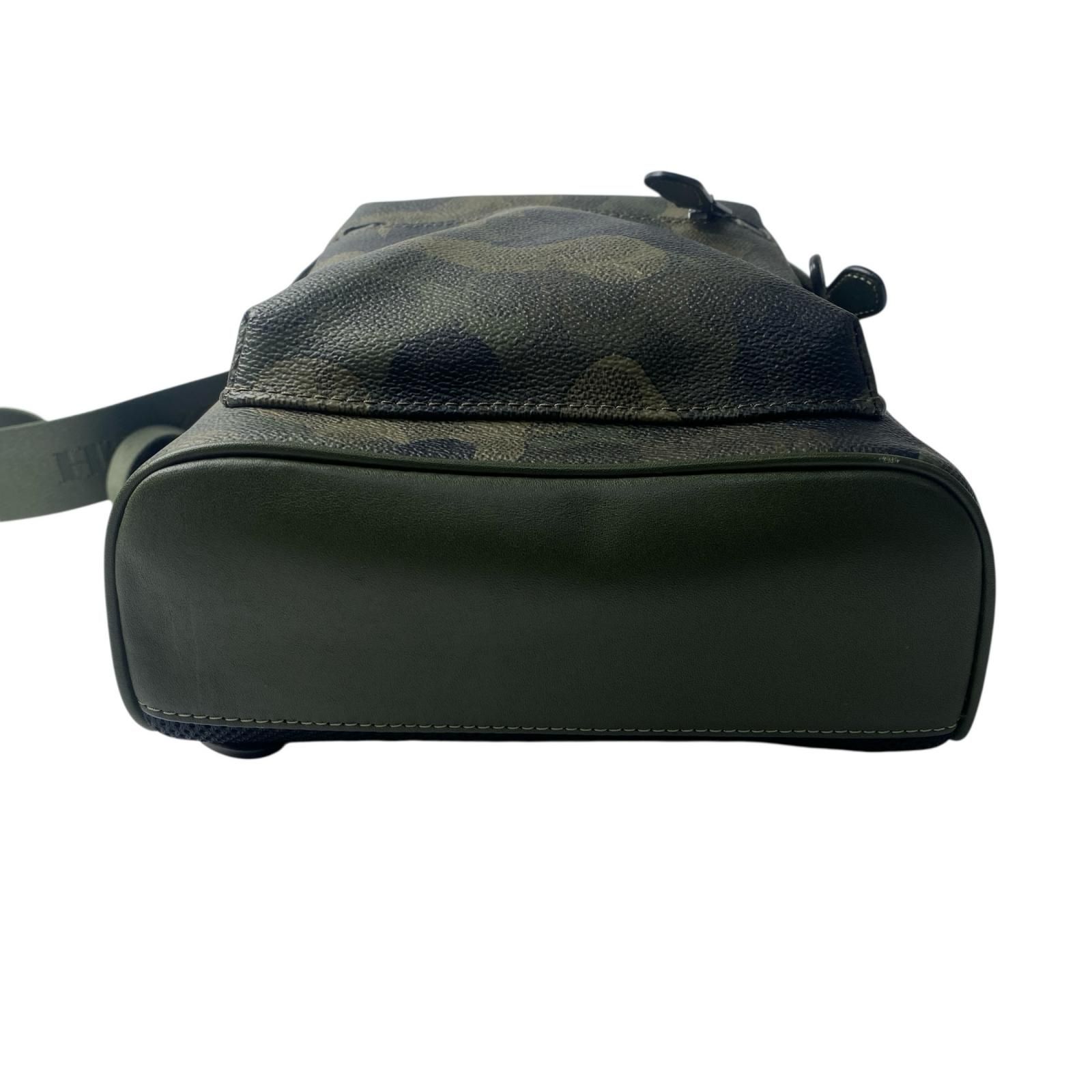 美品 コーチ coach 迷彩 カモフラ ボディバッグ 斜めがけ クロスボディ