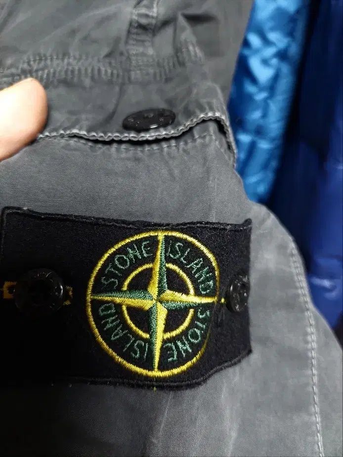 STONE ISLAND ストーンアイランド ISLAND(ストーンアイランド) カーゴ