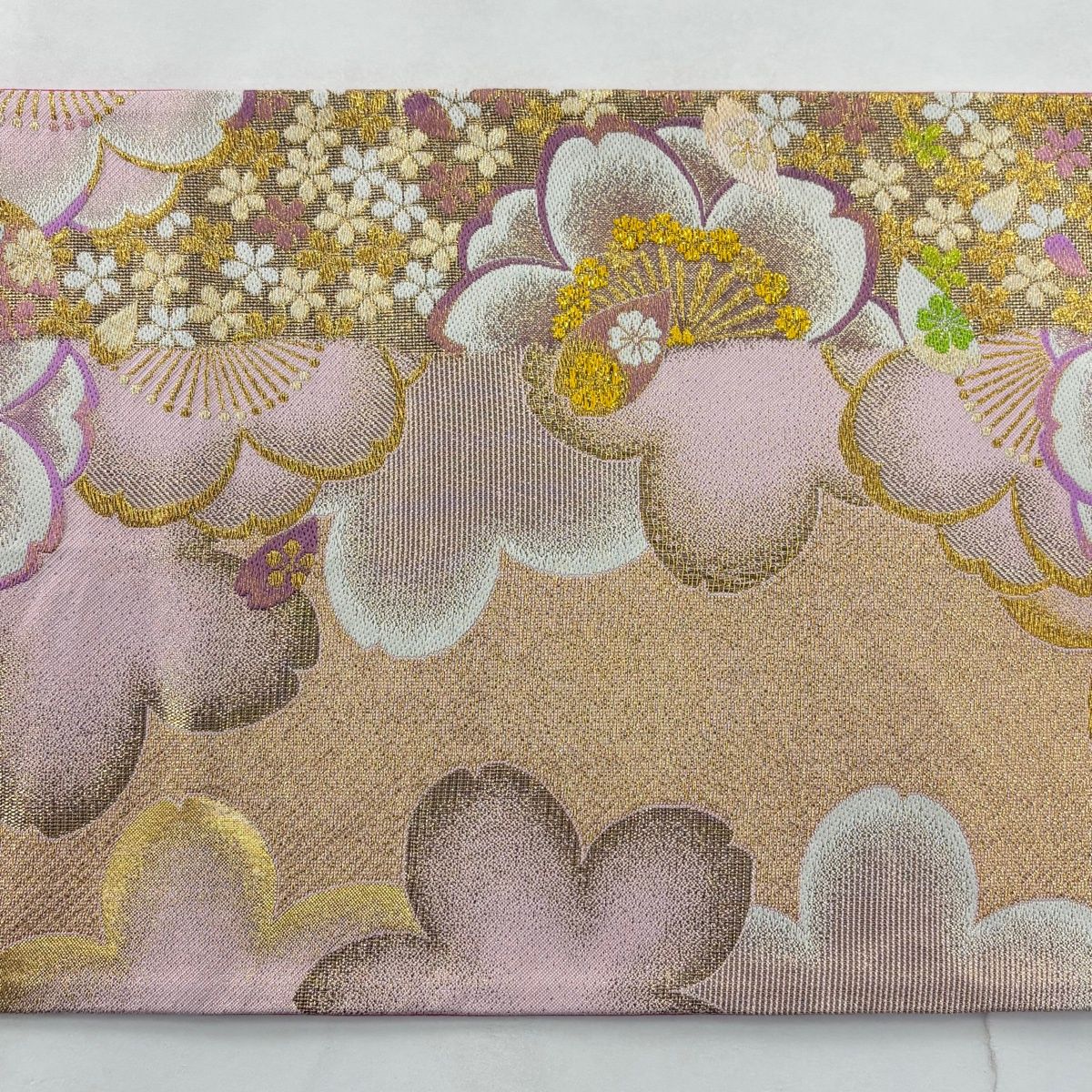 美品】 袋帯 秀品 振袖向き やまと 桜 箔 金糸 ピンク 六通 正絹