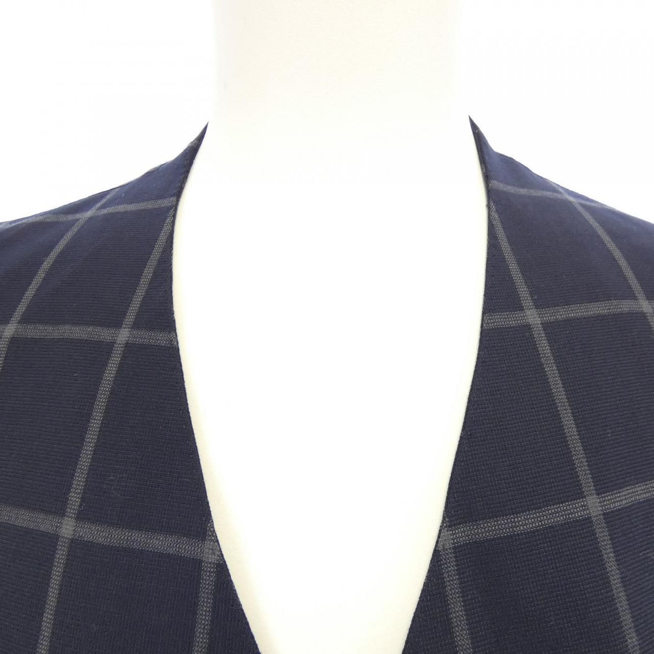 ダンヒル ダウンベスト フード メンズ SIZE M Dunhill – Rehello by