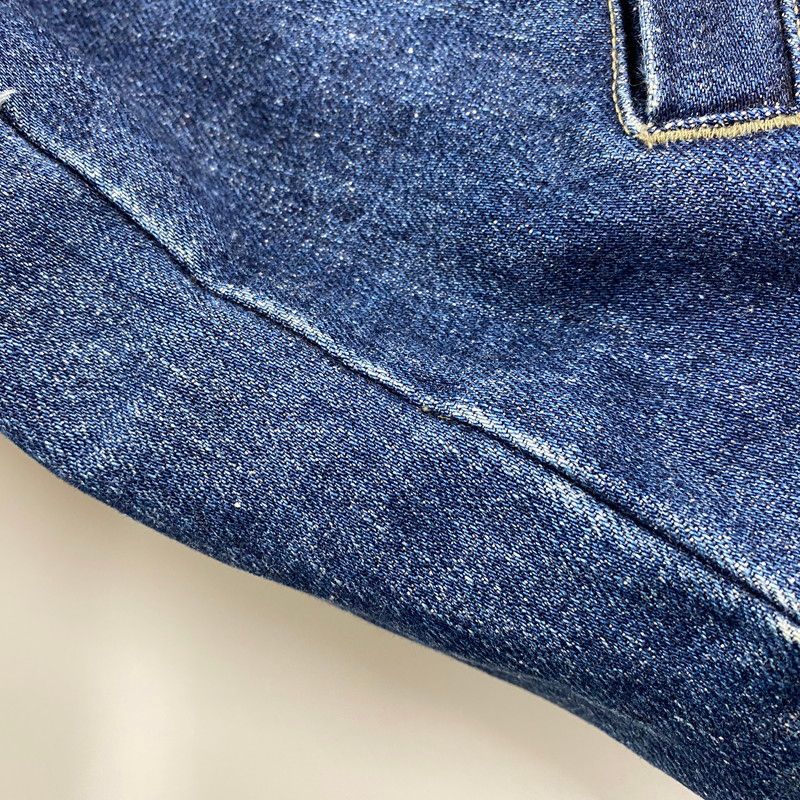 中古品】 LEVI