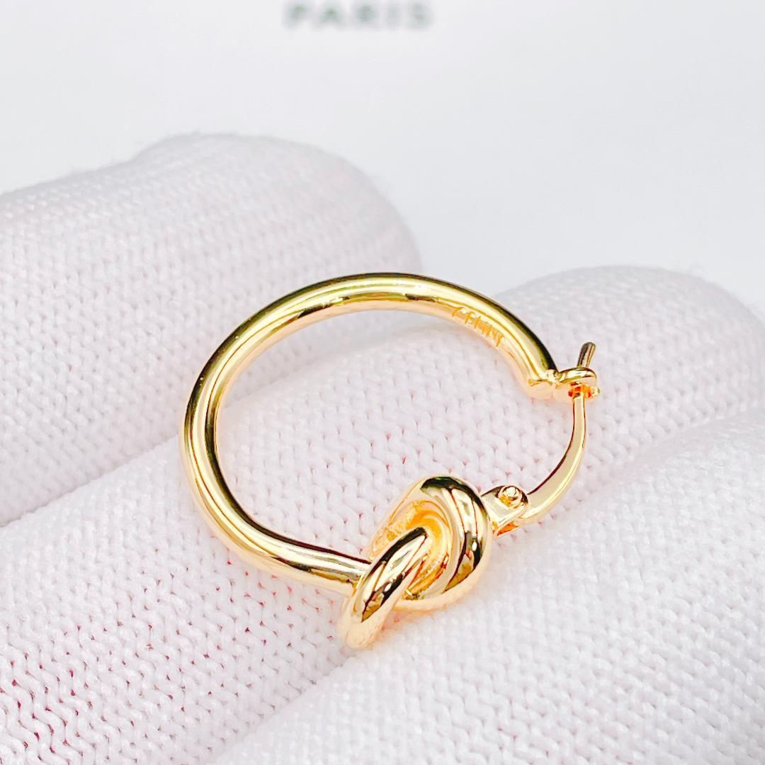 ◇セリーヌ◇新品仕上済 CELINE ノット スモールフープ ピアス