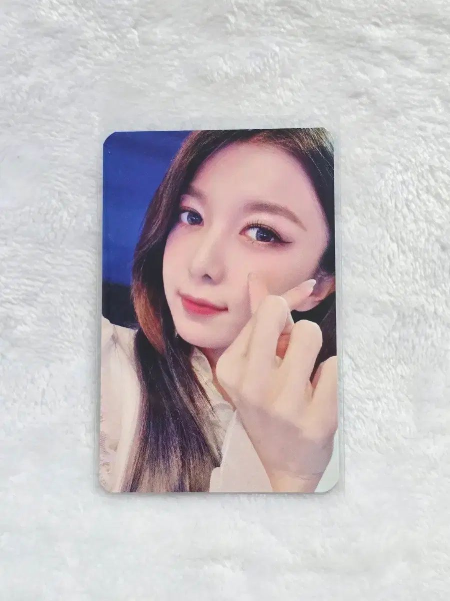 DREAMCATCHER(ドリームキャッチャー) ダミ BEcause 特典 トレカ - メルカリ