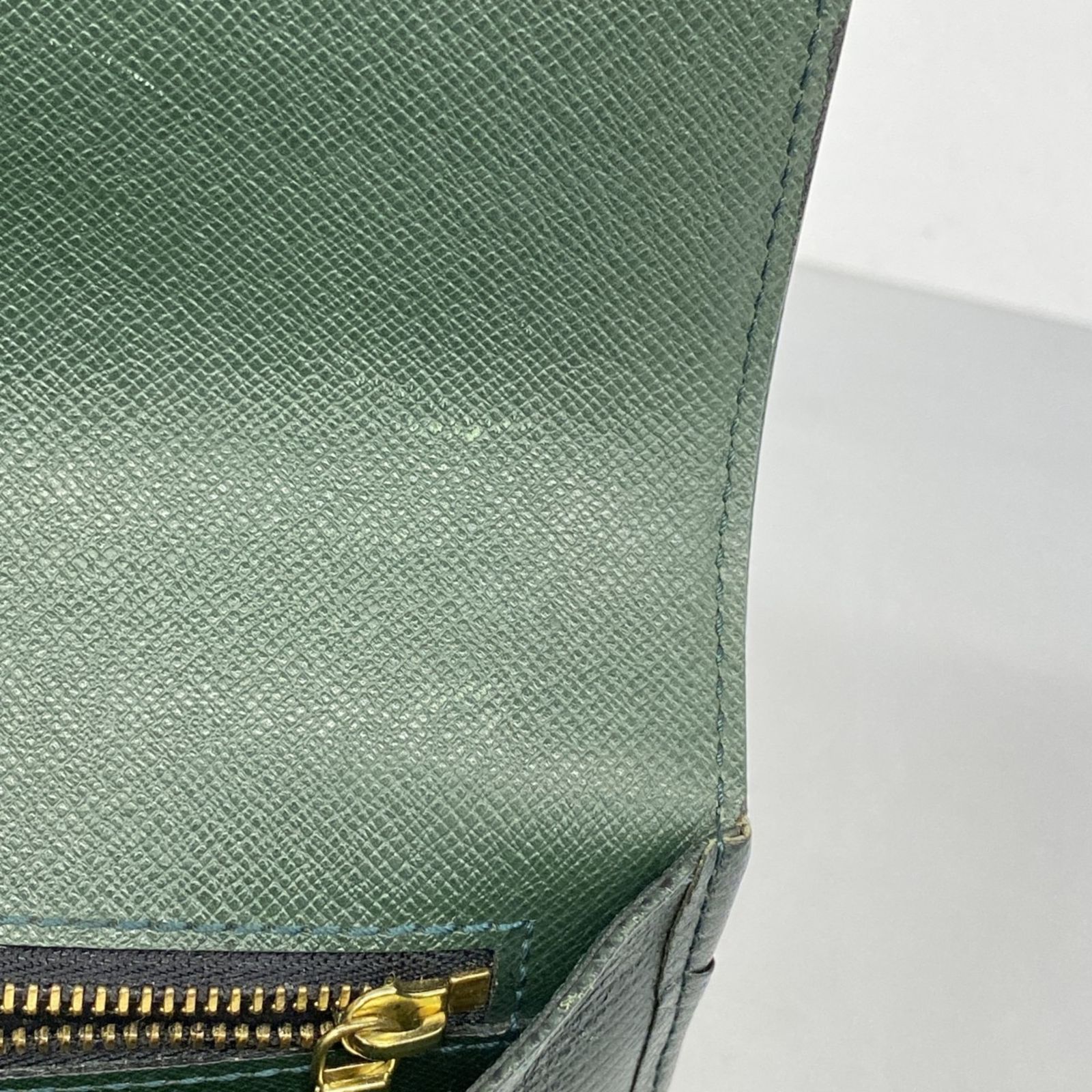 ルイ・ヴィトン(Louis Vuitton) ルイ・ヴィトン クラッチバッグ タイガ 