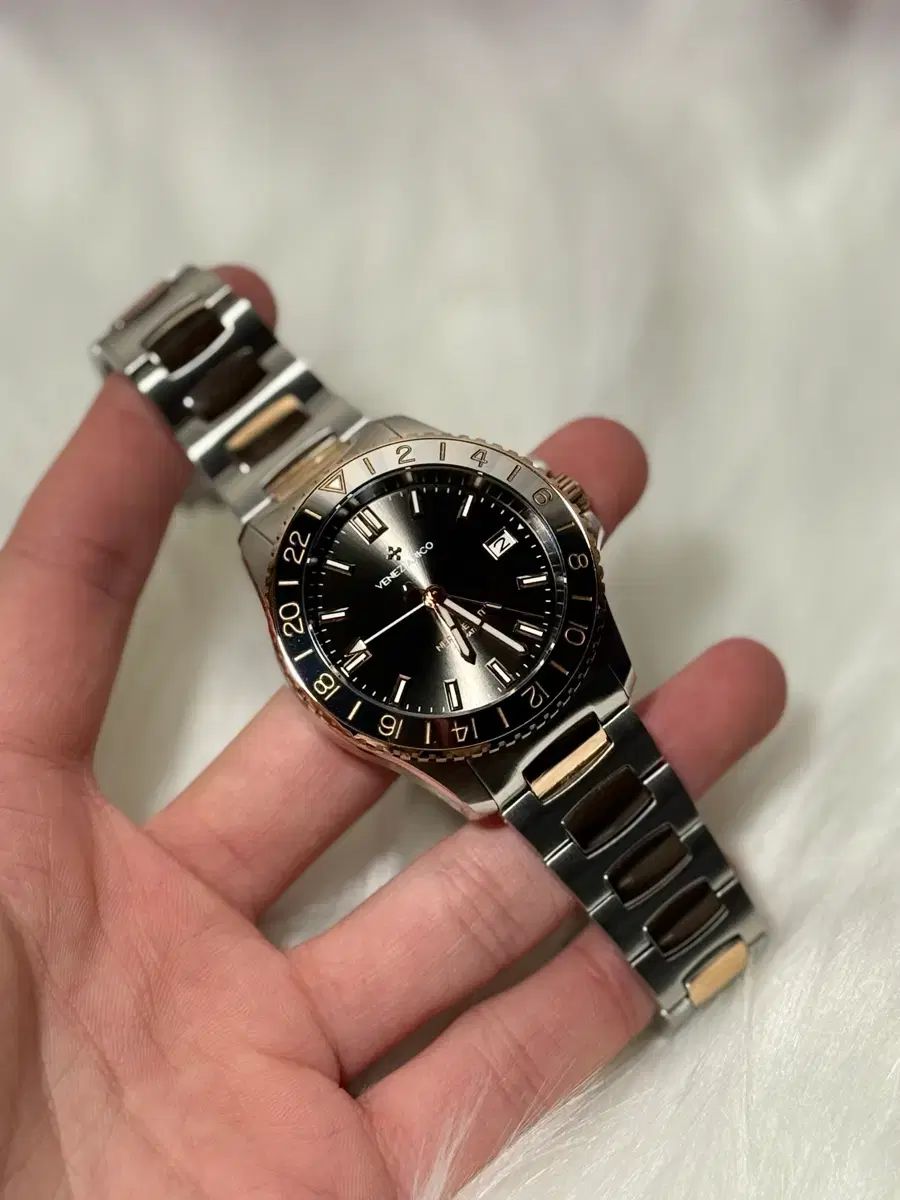 ヴェネチア矢澤にこ ネレイデ GMT グランド ツアー ほぼ