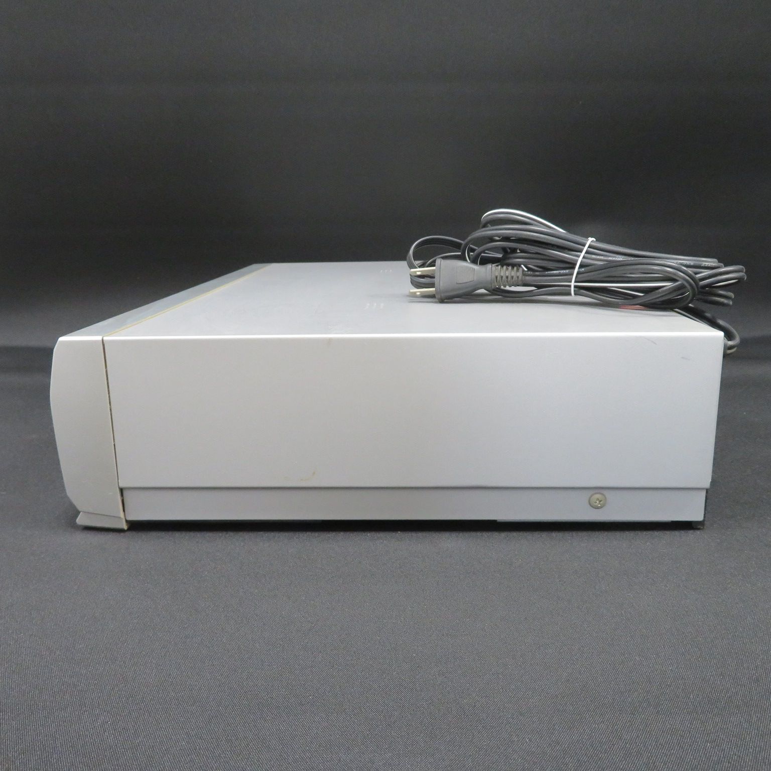 8518□VHSビデオデッキ□動作確認済□HV-FZ110□Hi-Fiステレオ□三菱