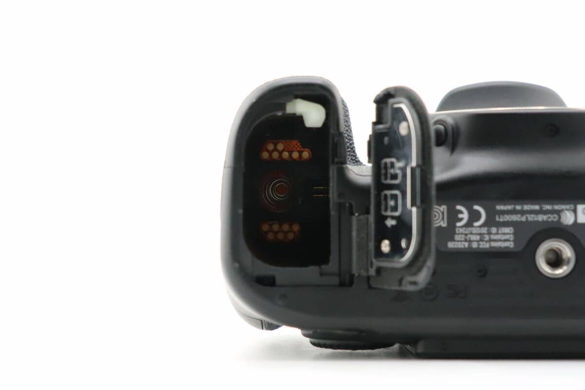 ☆良品☆ショット数7,858回☆キヤノン CANON EOS 70D ボディ 