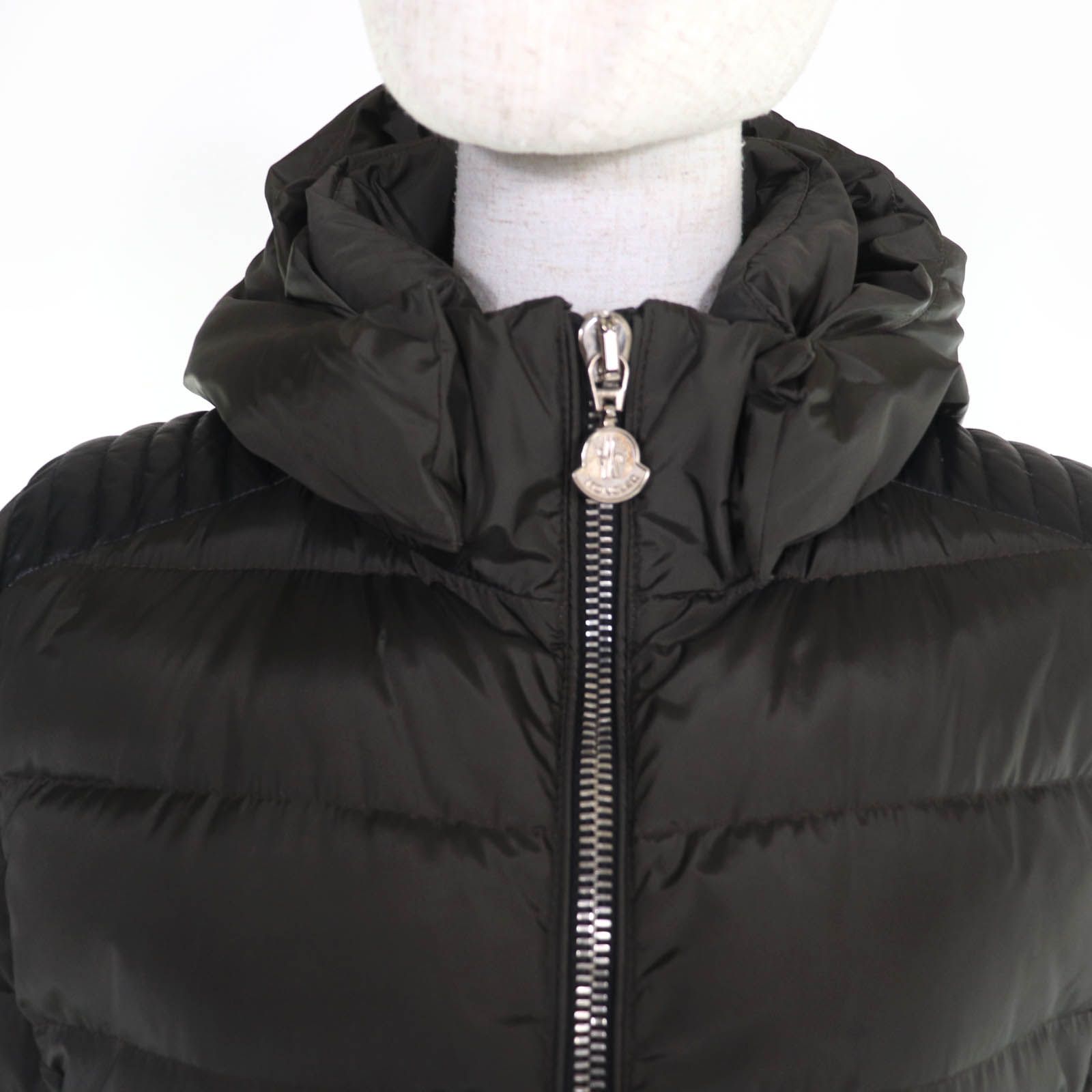 良品☆MONCLER モンクレール OROPHIN レザー使い ロゴワッペン・フード