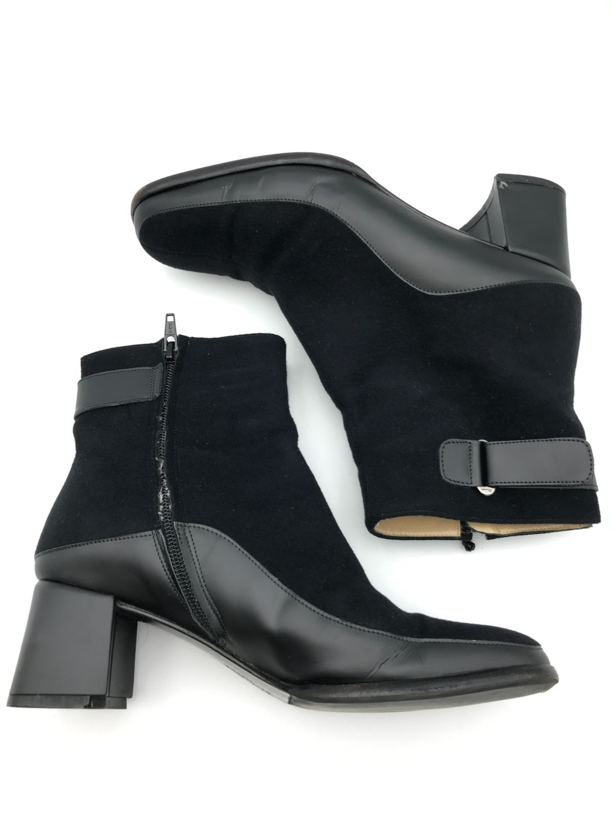 Salvatore Ferragamo フェラガモ ブラックアンクルブーツ ショート