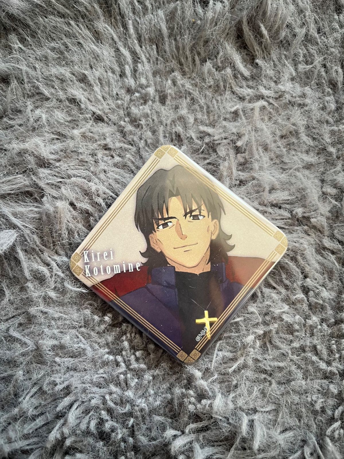 Fate 言峰綺礼 スクエア缶バッジ マルイ - メルカリ