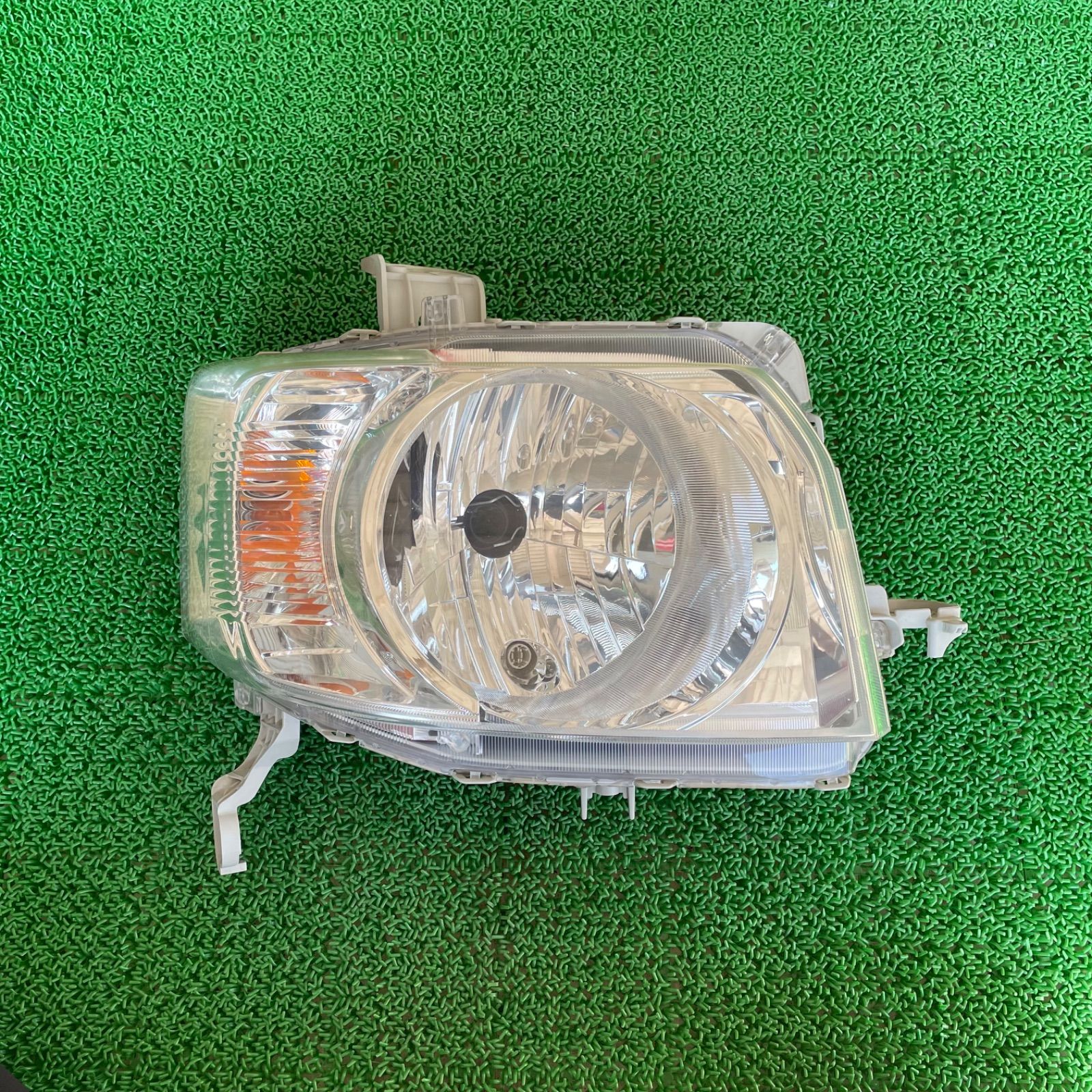 JF1 N-BOX 右ヘッドライト STANLEY P9911 No.9589 - メルカリ