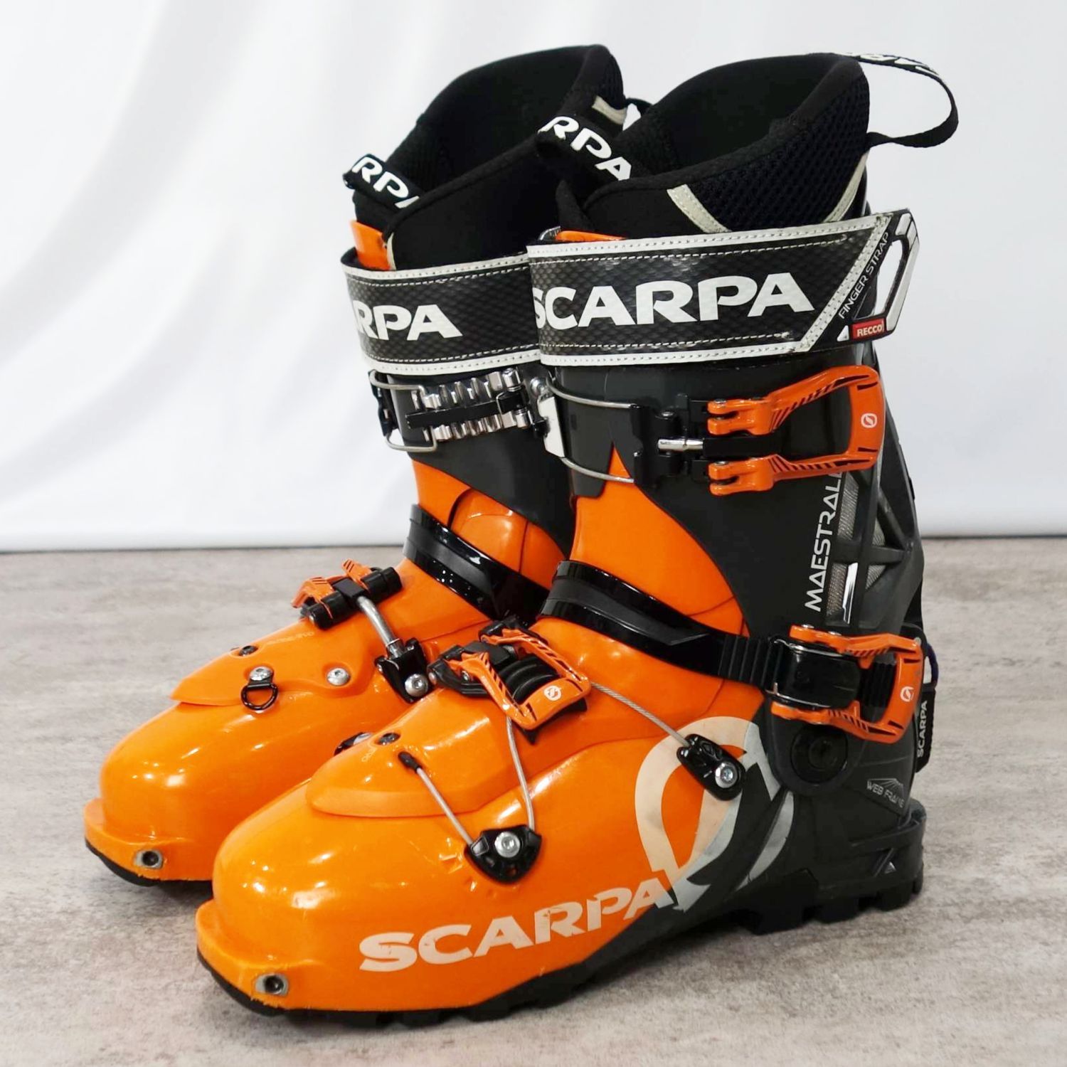 スカルパ　マエストラーレ　27ｃｍ 美品 スカルパ SCARPA MAESTRALE マエストラーレ 27cm 30 - メルカリ