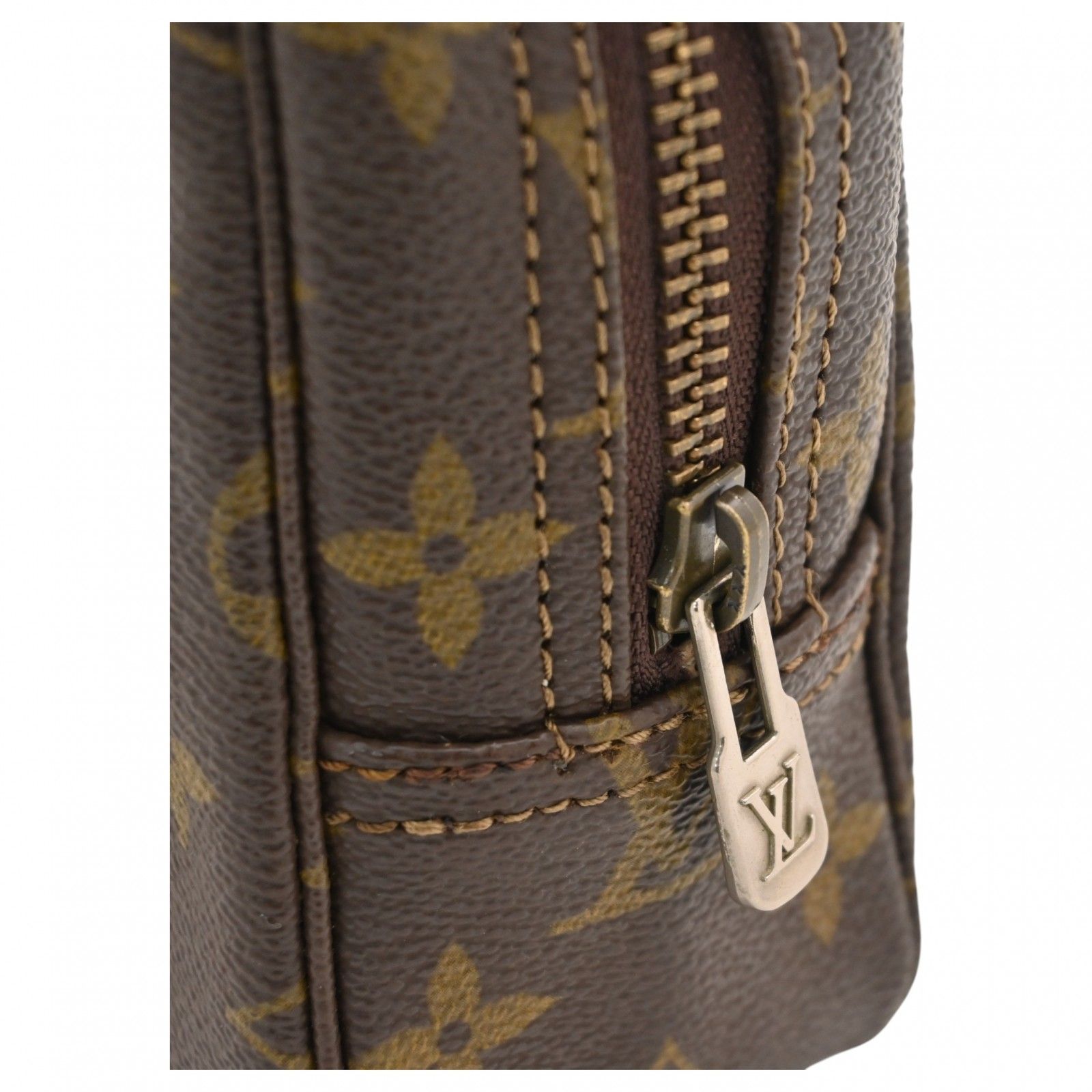 ルイヴィトン モノグラム トゥルーストワレット23 ポーチ Bランク