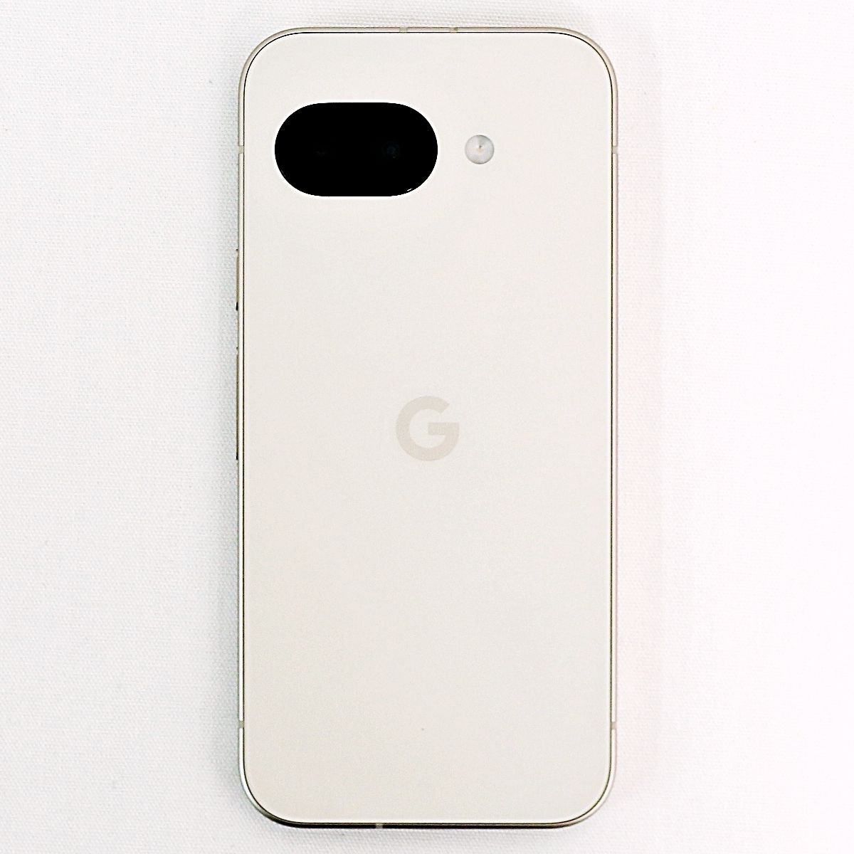 ST] 美品 Google Pixel 9a 128GB ホワイト SIMフリー 6カ月使用 中古