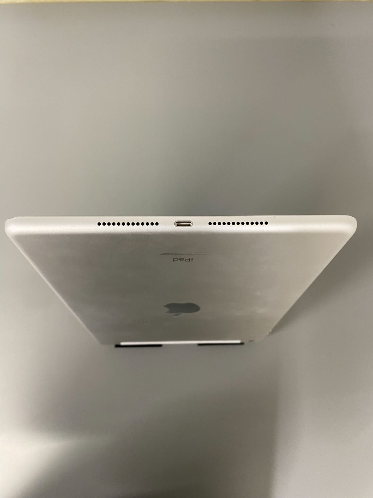 92]【状態：画面割れ】iPad 第9世代 Wi-Fi+セルラーモデル 256GB 