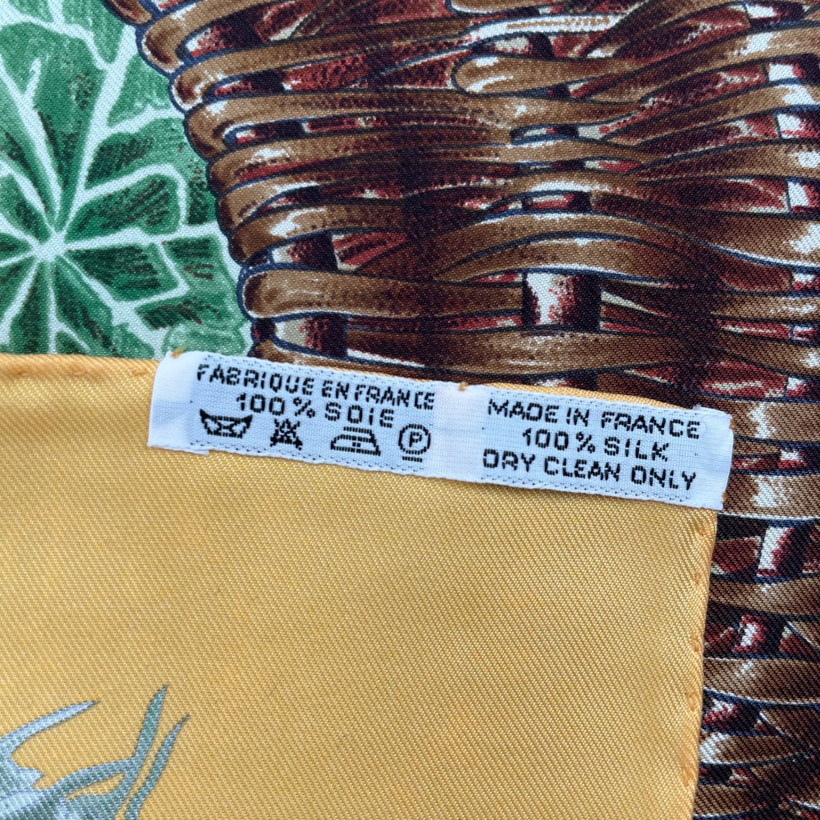 極美品 HERMES エルメス スカーフ シルク カレ90 PASSIFLORES 