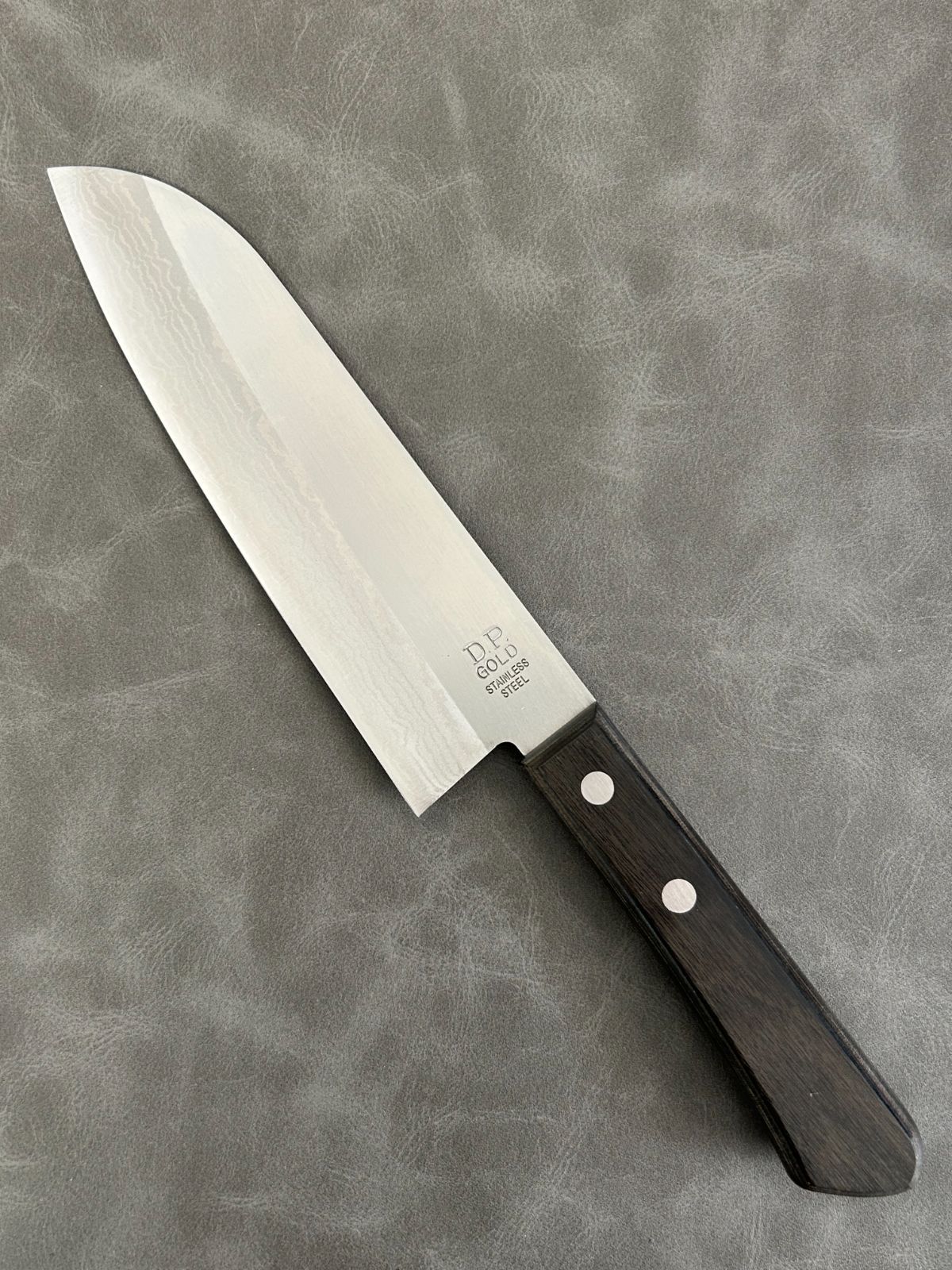 訳あり】仙助 包丁 三徳包丁 三徳 ダマスカス 170mm 黒合板柄 DP