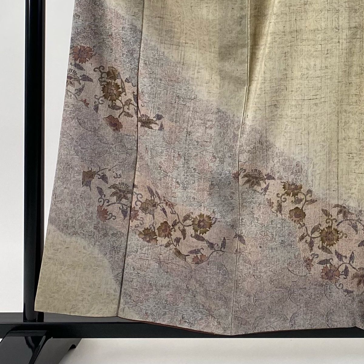 在庫一掃】 訪問着 身丈160cm 裄丈63.5cm S 袷 紬地 落款 花唐草 金彩