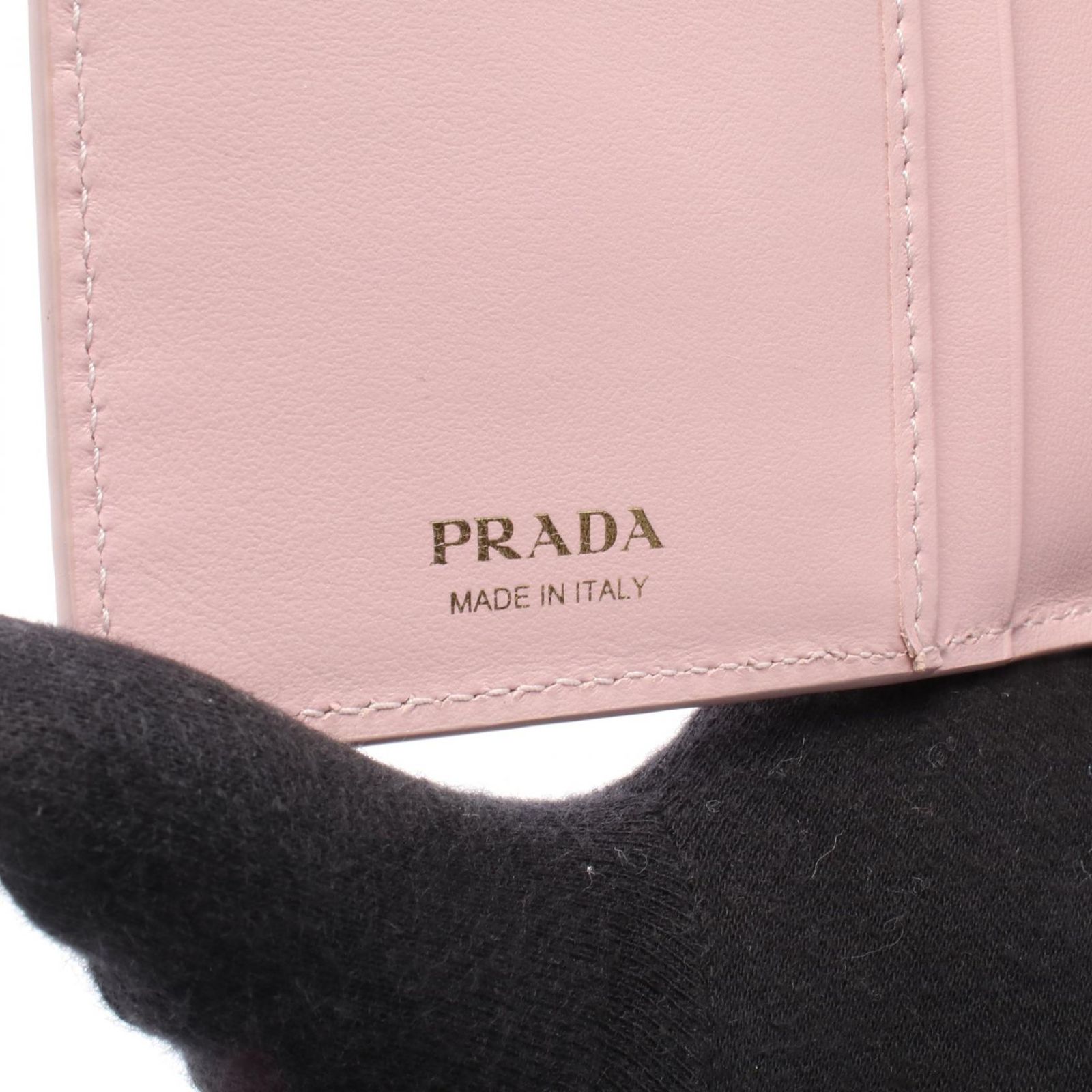 プラダ PRADA 二つ折り長財布 SAFFIANO TAB トライアングルロゴ IMV025 