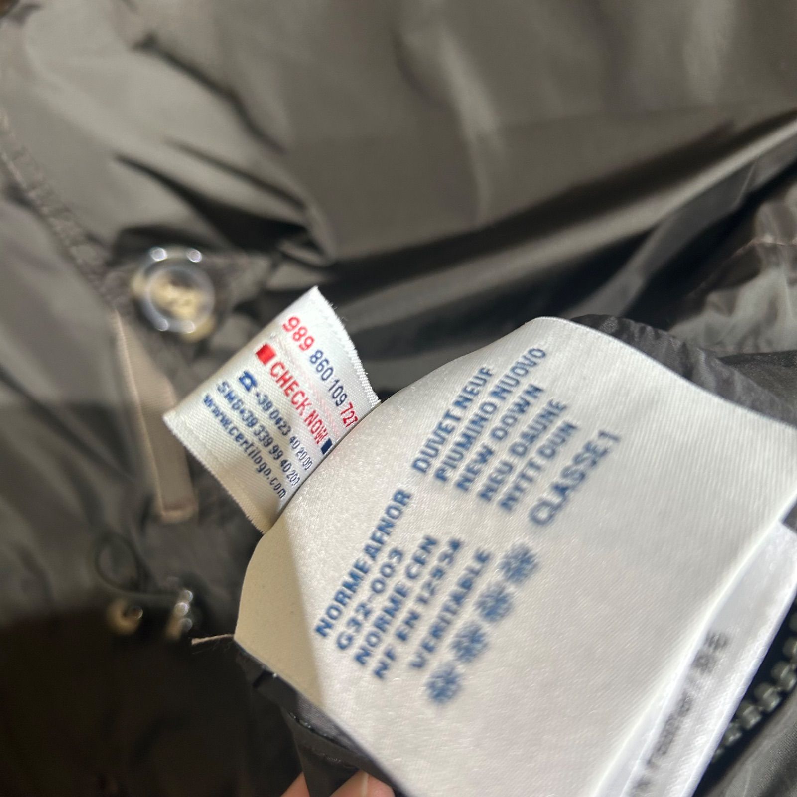 美品】 MONCLER モンクレールリバーシブルナイロンダウンジャケット 