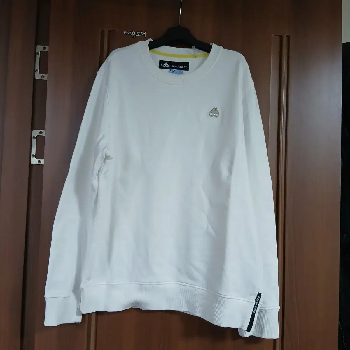 MOOSE KNUCKLES ムースナックルズ 白 L(100 FARFETCH MOOSE KNUCKLES 