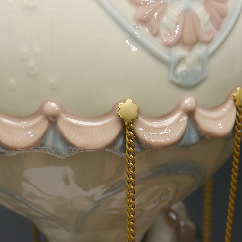 リヤドロ Lladro フィギュリン 気球で上がって 6524 犬 - メルカリ