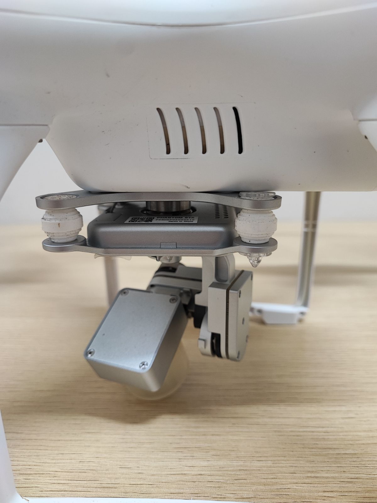 ジャンク品】DJI Phantom 3(ファントム3) Standard(スタンダード 