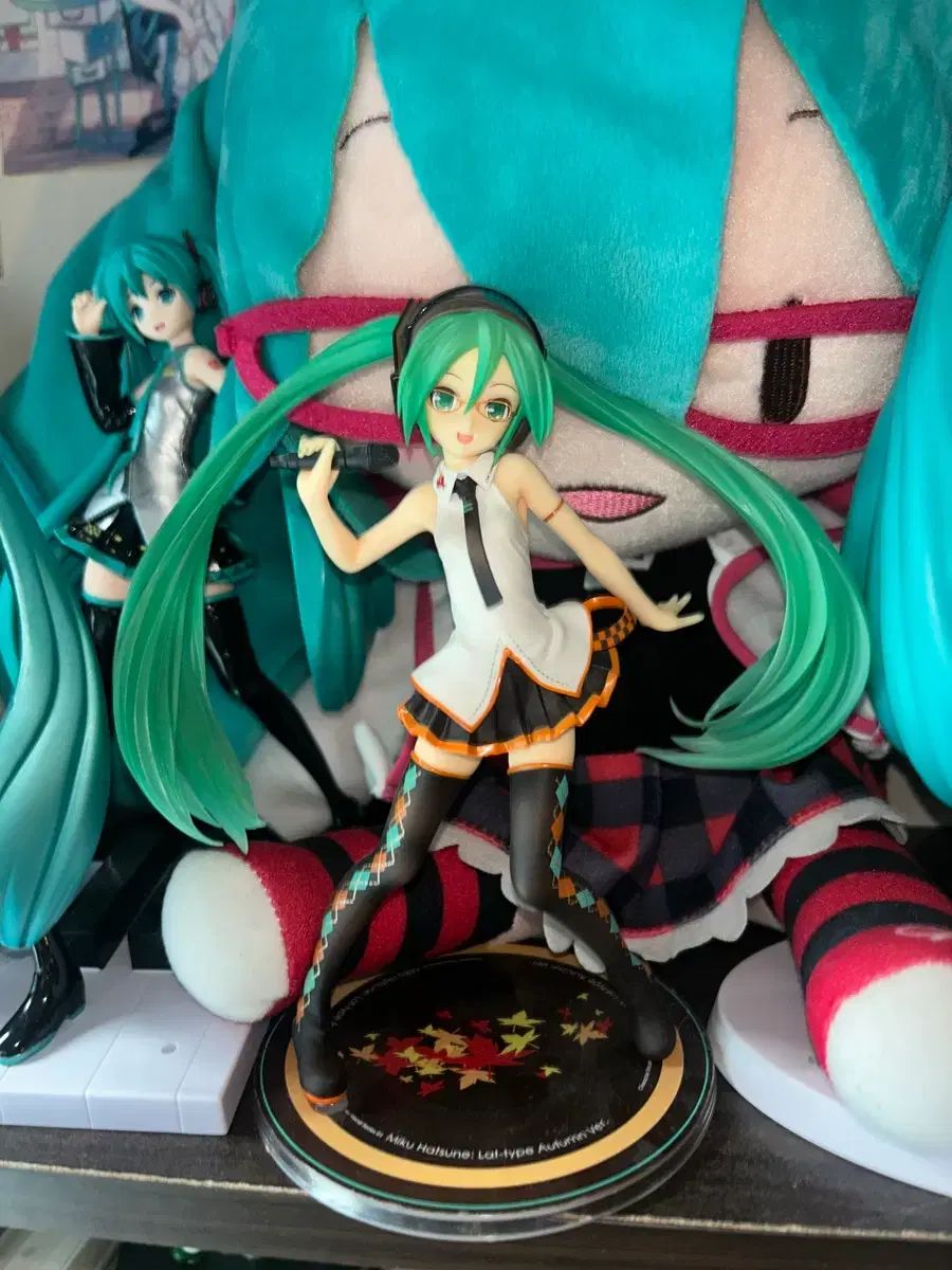 フィギュア 初音 ミク lat フィギュア 秋 ver