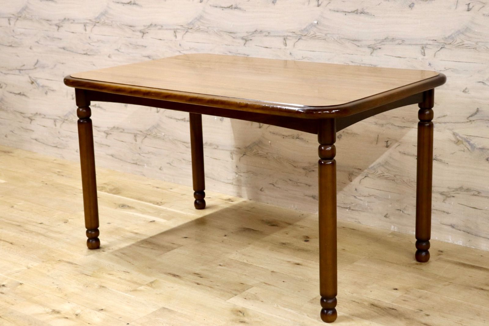 GMIH303karimoku / カリモク オールドカリモク ダイニングテーブル 食卓テーブル 木製 ナチュラル ヴィンテージ 昭和レトロ 国産家具