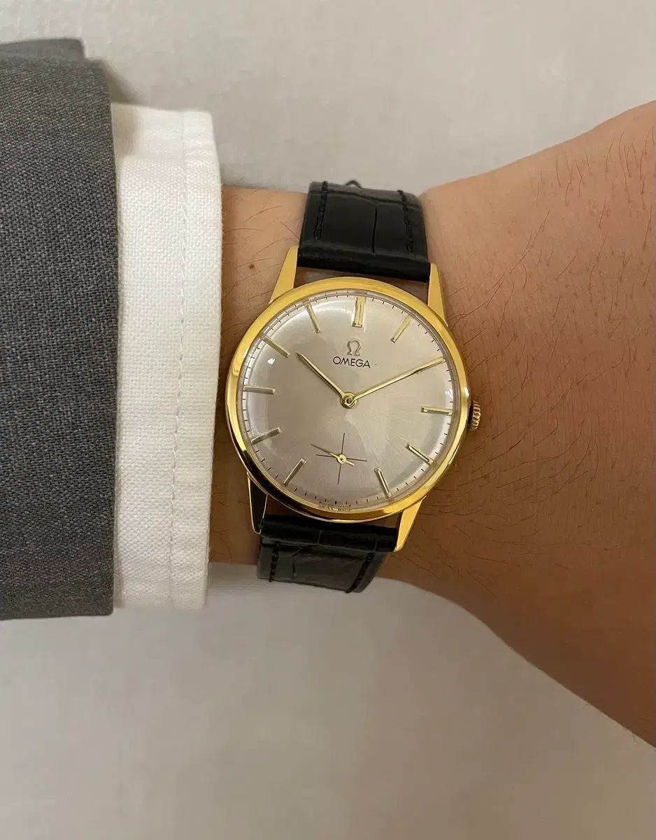 オメガ 独立秒針 30T2 手巻き ヴィンテージ 時計