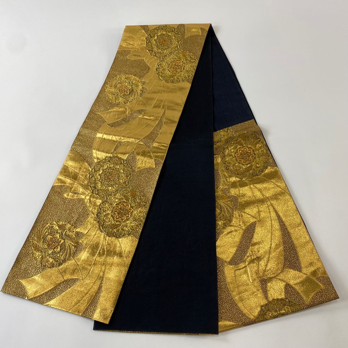 在庫一掃】 袋帯 秀品 花鳥紋 束ね熨斗 箔 金糸 金色 六通 正絹 【中古