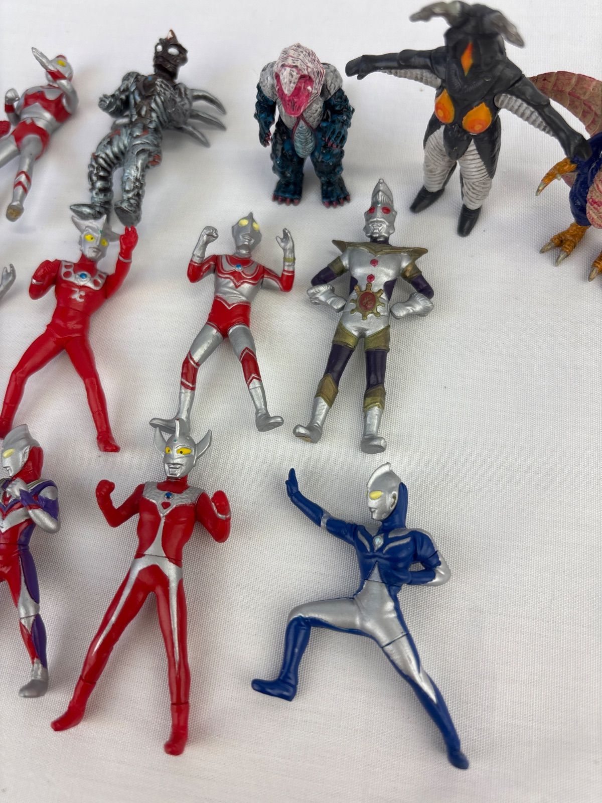 C-6.ウルトラマン ミニフィギュア まとめ売り 18体 - メルカリ