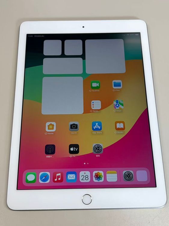 SIMフリー iPad 第6世代 32GB シルバー 中古 - メルカリ
