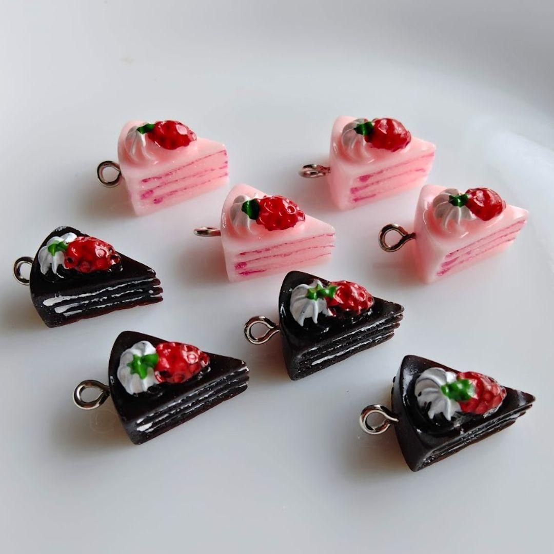 ショートケーキチャーム お菓子 フェイクスイーツ アクセサリーパーツ