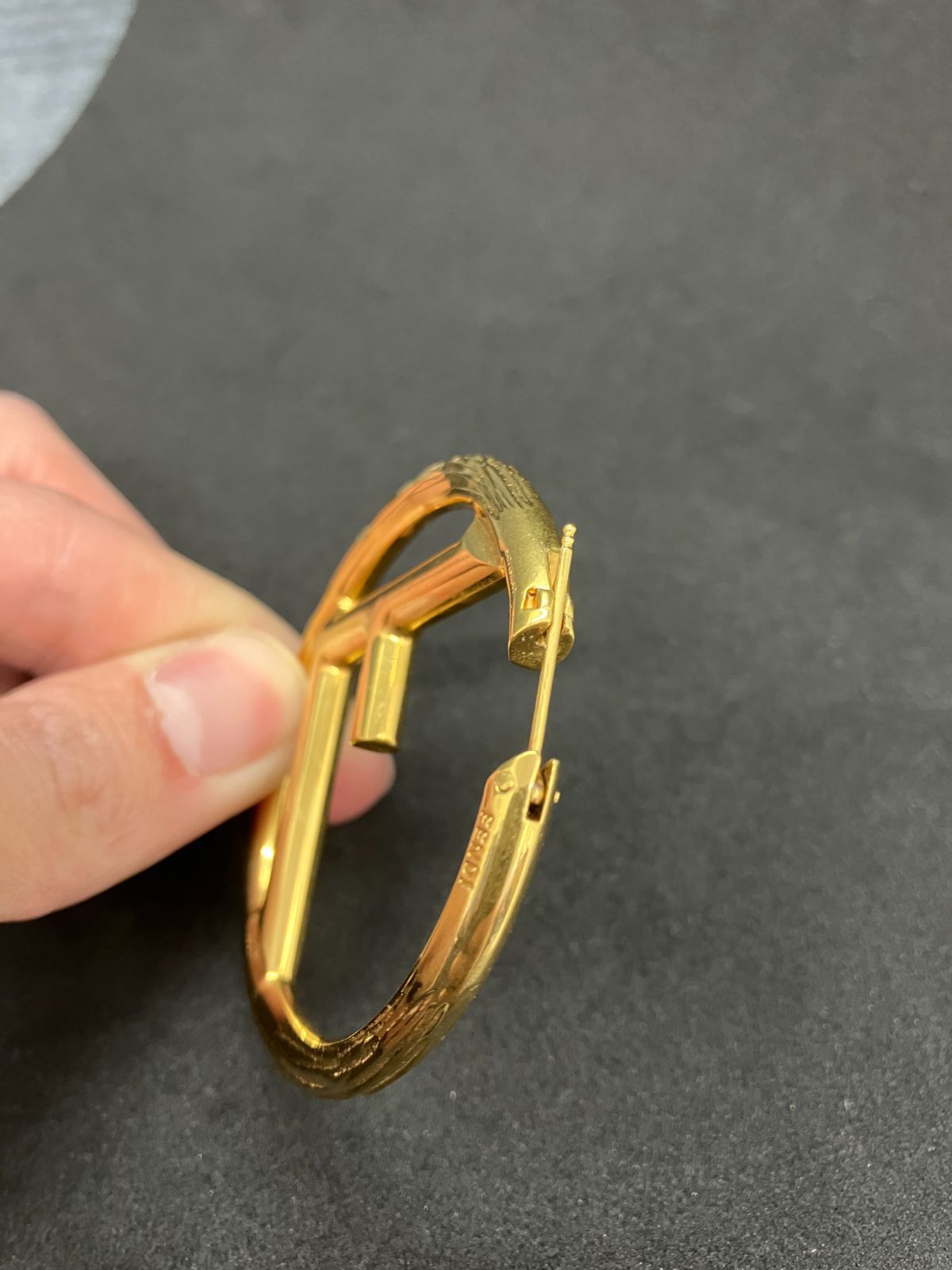 ✨美品✨Fendi フェンディ フープピアス エフイズ 片耳のみ ゴールド